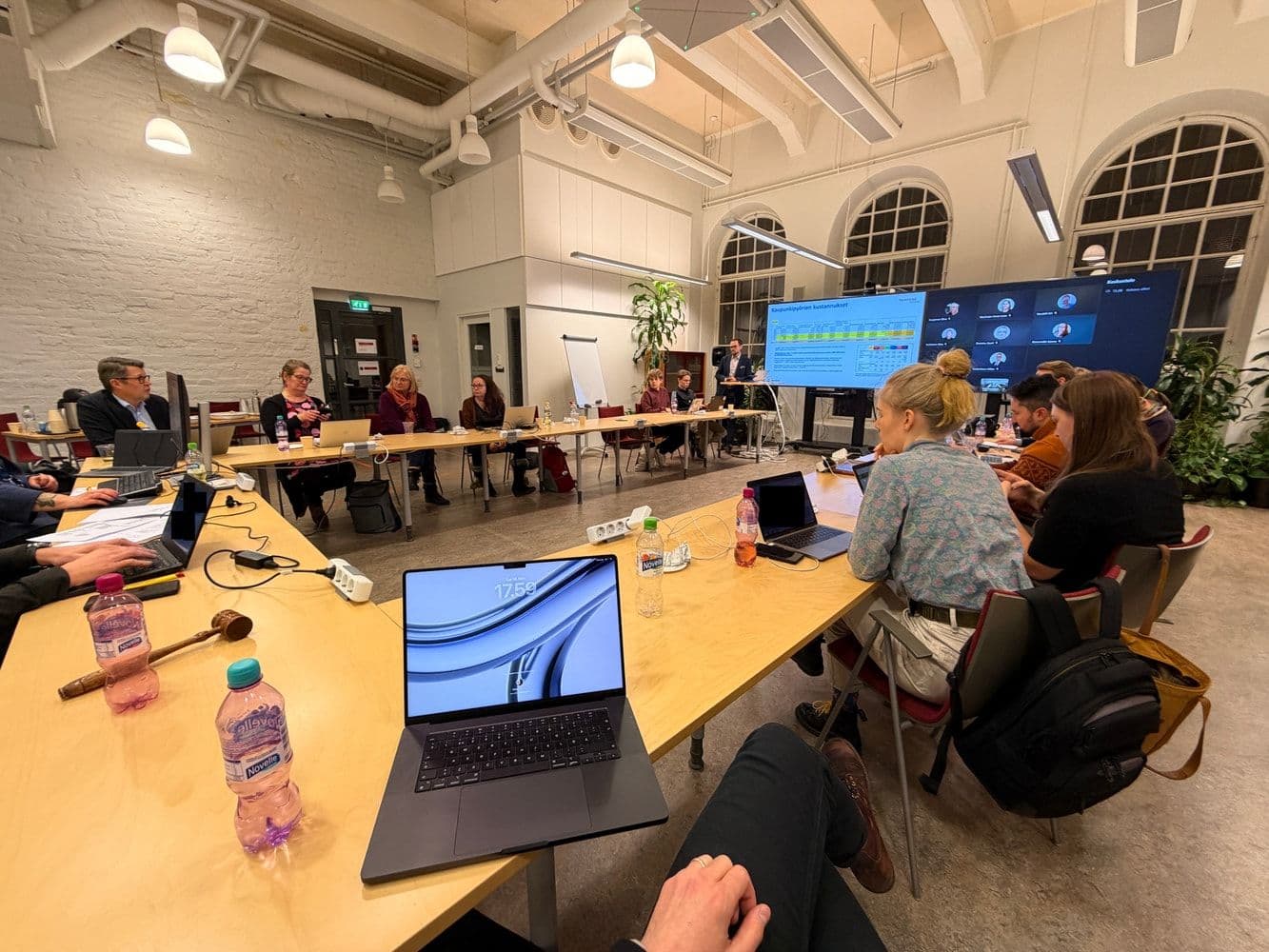 Yhdyskuntalautakunnan kokous