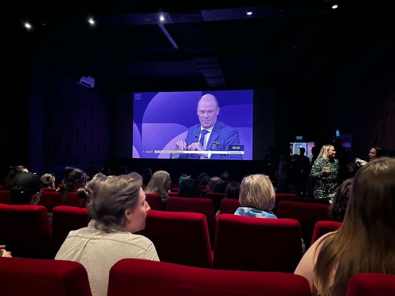 Elokuvasalissa oli intensiivinen tunnelma
