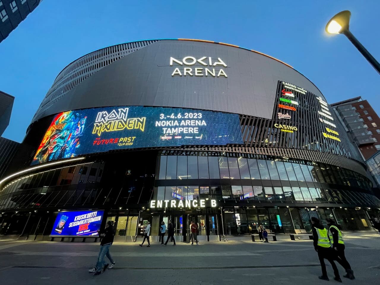 Keskustat muuntuvat elämyksellisempään suuntaan. Nokia Arena Tampereella on osa tätä kehitystä.