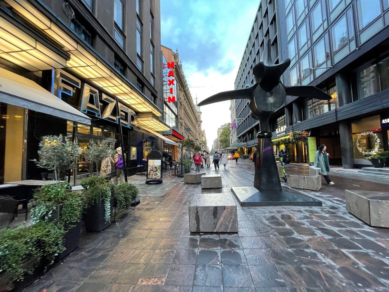 Keskustojen elinvoima